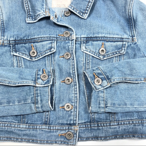 FREE PEOPLE 🔥🔥🔥cropped denim jean jacket - Picture 6 of 11